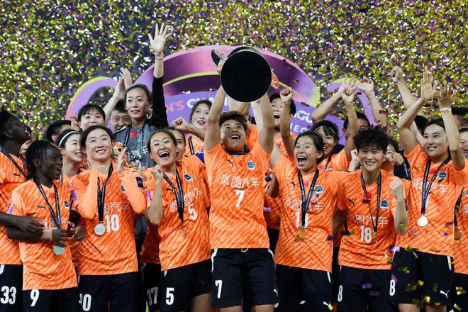 鄂媒：武漢女足三連勝，征戰(zhàn)全國賽程。