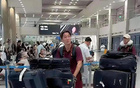 中國(guó)男足負(fù)重前行，球心裝不下三十箱。