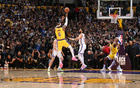 NBA賽季經(jīng)典：詹皇加冕得分王，巴特勒率隊(duì)逆襲